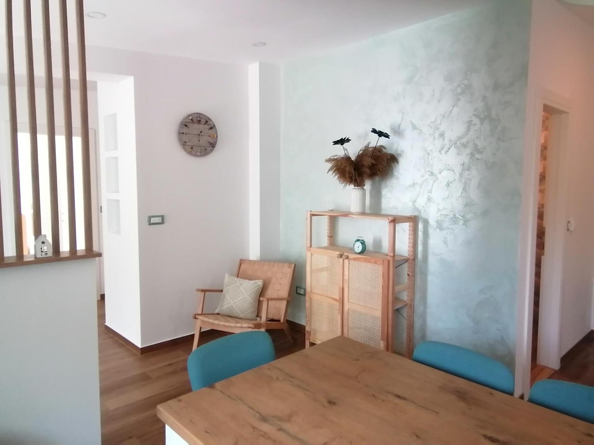 Apartmani Mares - 20 M From The Beach Брела Екстериор снимка