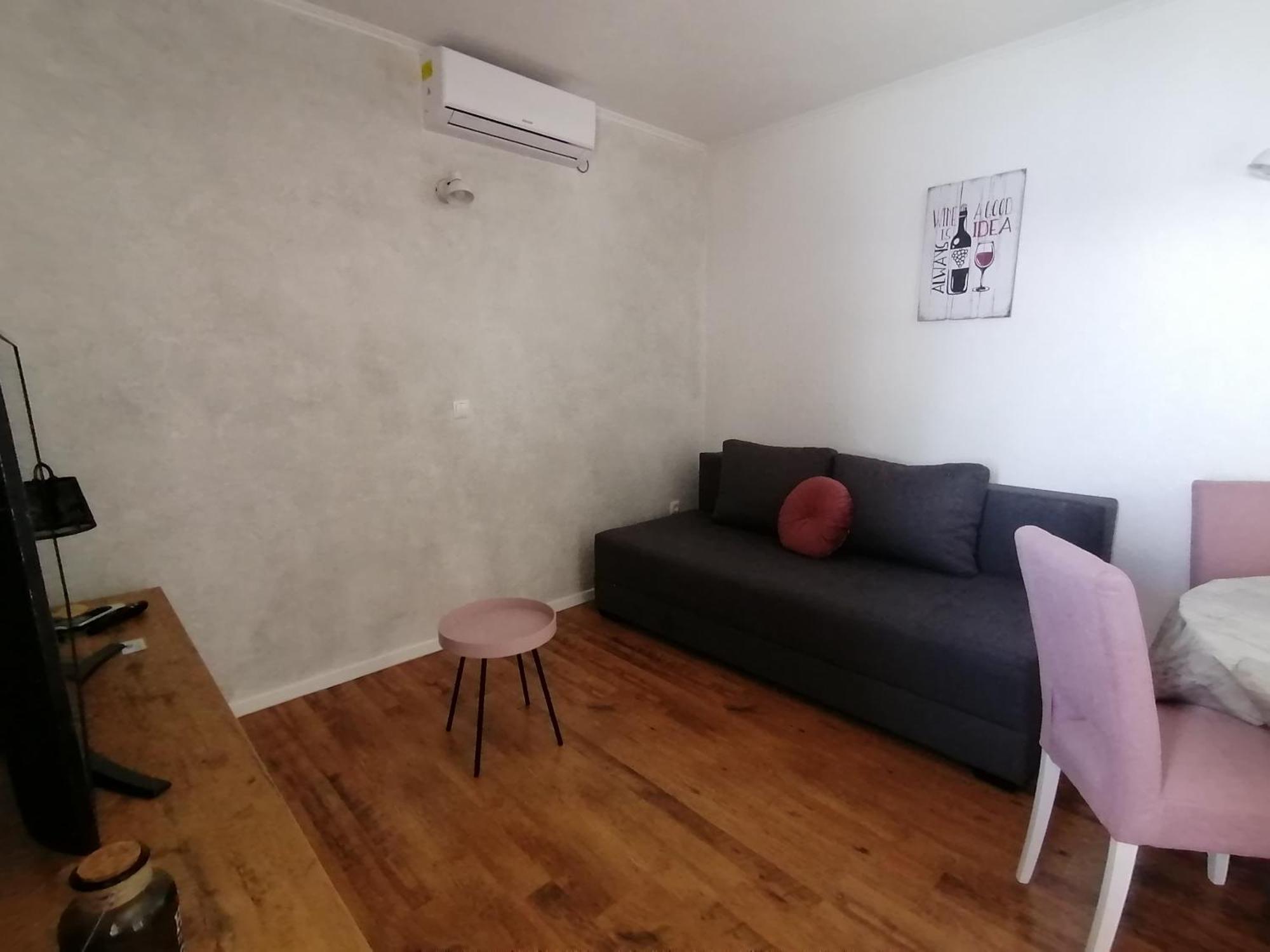Apartmani Mares - 20 M From The Beach Брела Стая снимка